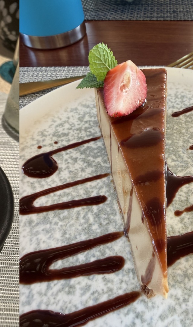 Chocolate cheesecake slice