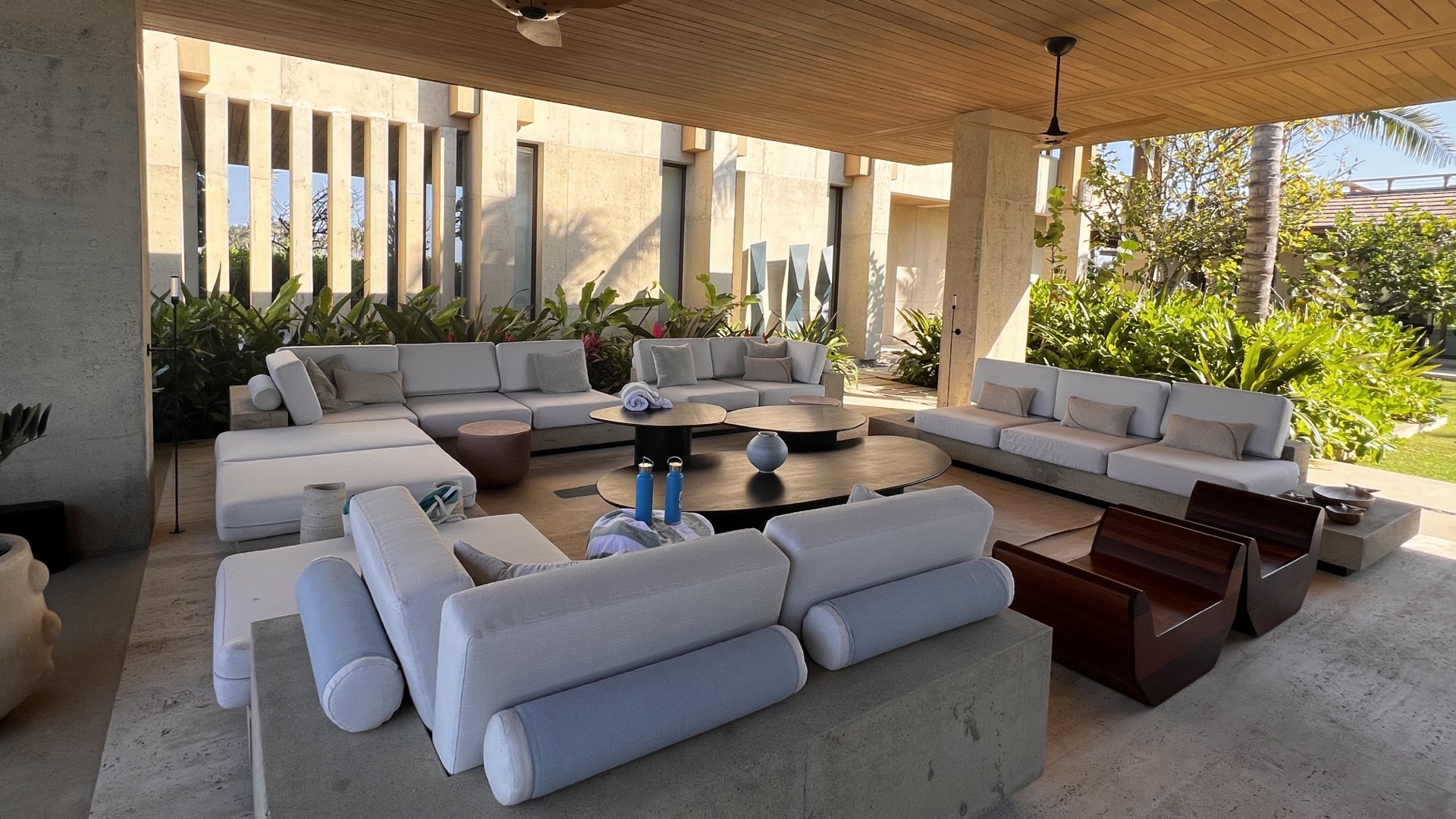 Outdoor lounge seating